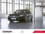 Mercedes A 180, AMG Line Ambiente MBUX, Jahr 2019 - Oldenburg