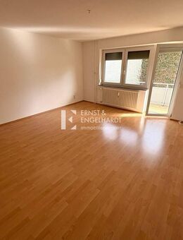 Großzügige & helle 4-Zimmer-Wohnung in attraktiver Lage zu vermieten - Rottendorf