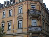 Schöne 3-Zi-DG-Wohnung mit Laminat, neu saniertes Bad mit Wanne - Dresden