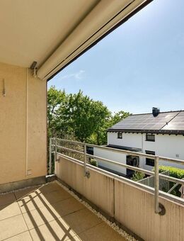 +++ sonniger West-Balkon - offen, hell & gemütlich - 1.OG - inklusive EBK & TG-Box +++ - Leonberg (Baden-Württemberg)