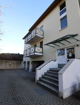 attraktive Eigentumswohnung mit Terrasse und Stellplatz - Leipzig