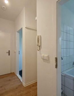 SINGLEWOHNUNG mit WANNENBAD - Grimma