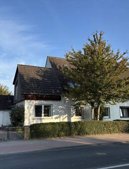 PURNHAGEN-IMMOBILIEN - Großzügige Doppelhaushälfte mit Wintergarten auf großem Grundstück - Bremen