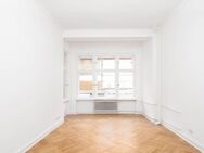 1-Zimmer-Wohnung in Berlin-Charlottenburg kaufen - frisch sanierter Altbau! - Berlin