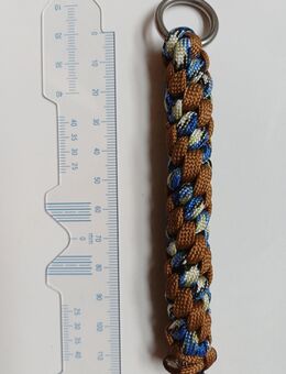 Schlüsselanhänger aus Paracord - Metzingen Zentrum