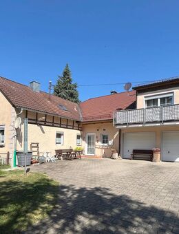 Ländlicher Altbaucharme trifft auf Moderne! Zweifamilienhaus in Neudorf bei Scheßlitz - Scheßlitz