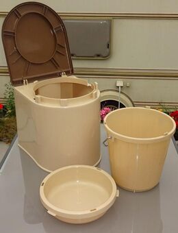 Mobile Eimer-Toilette vom Tabbert Comtesse 515 Wohnwagen - Wendlingen (Neckar) Zentrum