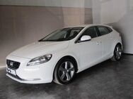 Volvo V40, Momentum, Jahr 2013 - Königsbrunn