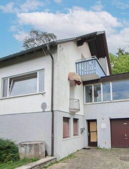 Kapitalanleger aufgepasst: Renditeobjekt mit Einliegerwohnung und großem Garten - Erdmannhausen