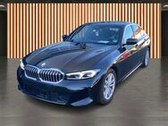 BMW 330, 2.9 i M Sport UPE 710, Jahr 2023 - Dresden