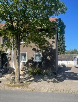 4- bis 5-Fam.-Haus mit 4 Kfz.-Stellplätzen... als Kapitalanlage mit der Option zur Selbstnutzung! - Gladbeck