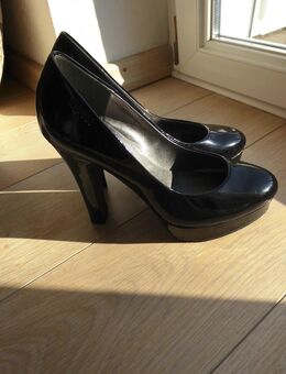 Esprit Lack Plateau Stilettos Gr. 38 High Heels schwarz Schuhe Kunstleder, 7,- - Flensburg