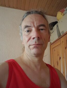 Suche Rentnerin für platonische Freundschaft - Leipzig