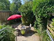 Familienfreundliches Einfamilienhaus mit Garten und 3 Garagen in Braunschweig-Watenbüttel! - Braunschweig