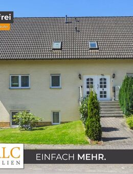Attraktives 3-Familienhaus mit großem Grundstück in idyllischer Lage von Windeck - Windeck