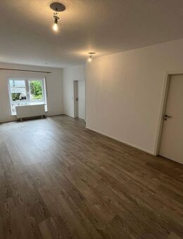 Große und geräumige 2,5 Zimmer Wohnung mit ordentlich Platz - Möckmühl