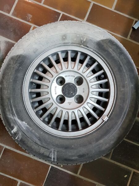 VW Oldtimer Alufelge 321 601 025G - Espenau