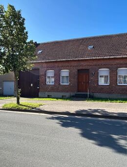 Backsteinhaus mit herrlichem Gartengrundstück ! - Osterburg (Altmark)