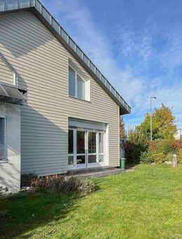 Großzügiges Familiendomizil mit Potenzial für zwei Wohneinheiten und herrlichem Garten - Burghausen