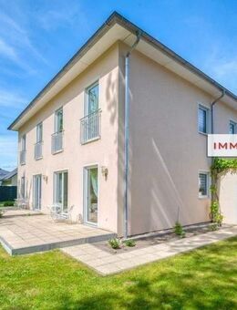 IMMOBERLIN.DE - Effiziente Stadtvilla mit Südgarten in familiärer Lage & Havelnähe - Berlin