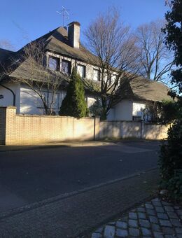 Luxusvilla mit Schwimmhalle und traumhaften Parkgrundstück - Remscheid