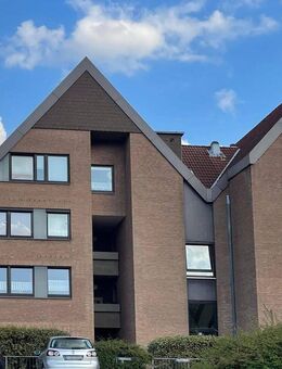 Großzügige Eigentumswohnung mit 2 Bädern, Loggia, Aufzug und Tiefgaragenstellplatz - Barsinghausen