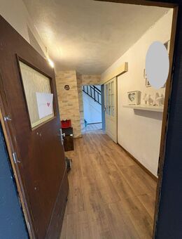 Geräumiges Einfamilienhaus in ruhiger, begehrter Randlage von Rosenberg. - Rosenberg (Regierungsbezirk Karlsruhe)