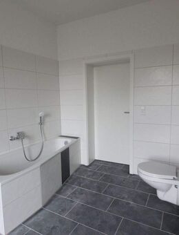 Attraktive 3-Raum-Wohnung in Aue mit Balkon - Aue