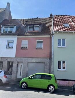 Nachlass/Gebotsverfahren: Älteres Stadthaus im Erbbaurecht in Würzburg, Klosterstr. 38 / Leerstand / Sanierungsbedürftig - Würzburg