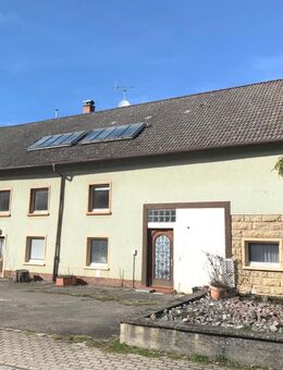 Großzügiges Anwesen mit viel Platz und Ausbaureserve mit Potential. - Tengen