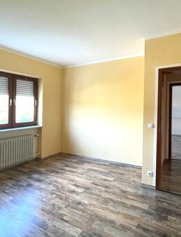 Hell und freundlich, 3 Zimmer, Küche, Bad, Balkon - Koblenz
