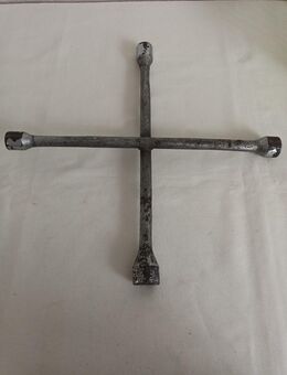 Kreuzschlüssel 17Ax19x22x13/16 mm Radkreuzschlüssel PKW Radkreuz Radschlüssel - Essen