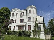 Märchenhaft Wohnen in einer historischen Villa mit großem Parkgrundstück! - Gilching