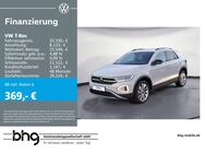 VW T-Roc, 1.5 l TSI MOVE T-Roc Life OPF, Jahr 2023 - Freiburg (Breisgau)