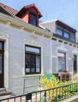 Charmantes Reihenmittelhaus mit sonnigem Garten in Bremen-Gröpelingen - Bremen