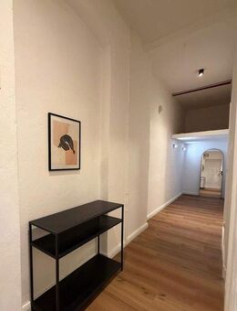 Wunderschöne Altbauwohnung im Charlottenburger-Kiez! - Berlin