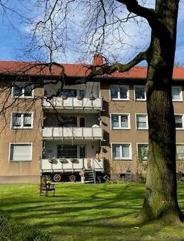 FREI WERDENDE ZWEI ZIMMER WOHNUNG MIT BALKON - Duisburg