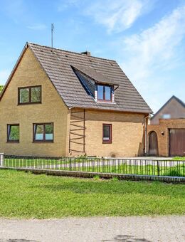 Einfamilienhaus mit großem Garten in Beverstedt-Hollen - perfekt für Handwerker - Beverstedt