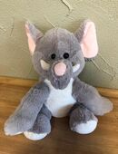 NEUER UND UNBENUTZTER Plüsch Elefant in 66787