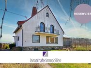 Oberscheidweiler: Bezugsfertiges Wohnhaus mit zusätzlicher Halle - Oberscheidweiler