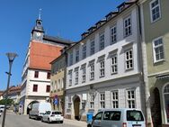 Geräumige 2-Raum-Wohnung am Marktplatz - Hildburghausen