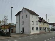 Kleines 3 Familienhaus, nur 4 Gehminuten vom Bahnhof entfernt - Kirchheim (Teck)