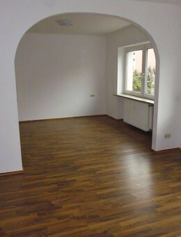 Dillingen, direkt am Odilienplatz, 2 1/2 ZKB - Dillingen (Saar)