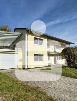 Viel Raum zum Leben und Entfalten! Einfamilienhaus mit möglicher Einliegerwohnung in Tittling! - Tittling