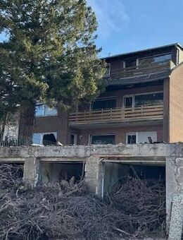 4-Familienhaus als Sanierungsvorhaben und schöner Ortsteillage von Bad Pyrmont - Ottenstein