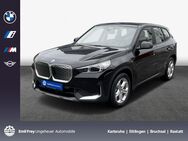 BMW iX, 1 eDrive20 HK HiFi Komfortzg, Jahr 2022 - Karlsruhe