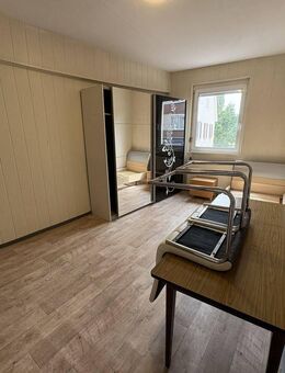 Vielseitiges Wohnhaus mit 300 m² - Perfekt für Familien, Investoren und zur Zimmervermietung - Heilbronn