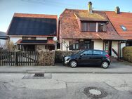 Doppelhaushälfte mit großer Scheune, Solaranlage & Ausbaupotenzial in Bad Herrenalb-Rotensol - Bad Herrenalb