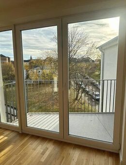 Erstbezug - 3-Raumwohnung im Dachgeschoss mit Balkon, Gäste-WC und offener Küche - W10 - Chemnitz