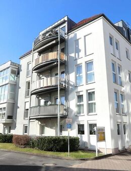 Betreutes Wohnen / ServiceWohnen+ - DG-Studio-Appartement mit Blick über Bayreuth - renoviert! - Bayreuth